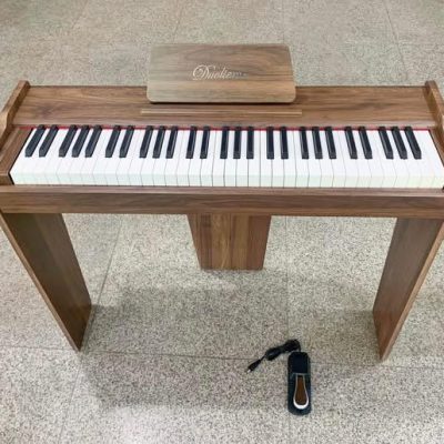61 keys digital piano