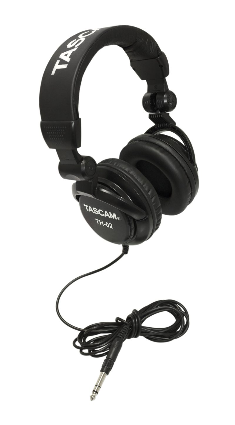 TH-02 Studio Grade Headphones TASCAM - Image 2