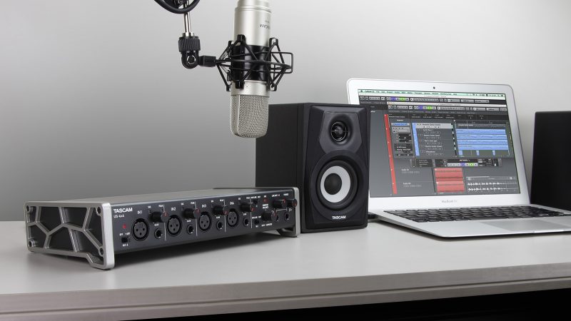 US-4x4 USB Audio TASCAM - Image 2