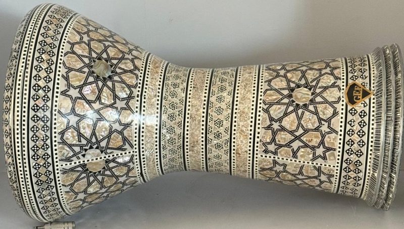 Gawharet el-Fann Hand-Made Darbuka 23 With Padded Bag - Image 2