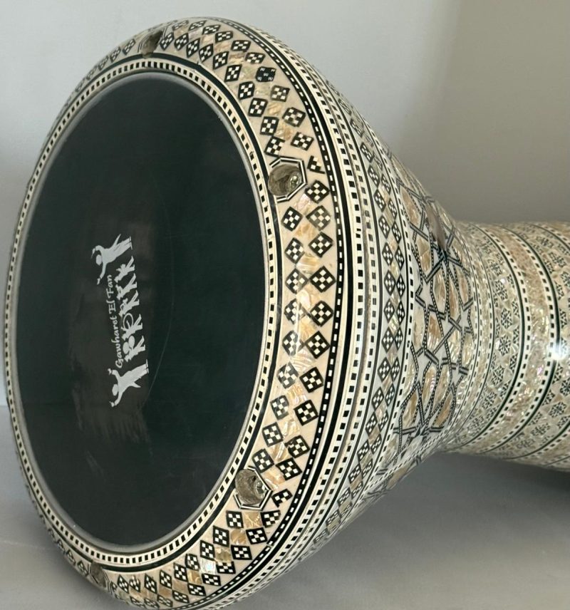 Gawharet el-Fann Hand-Made Darbuka 23 With Padded Bag - Image 3